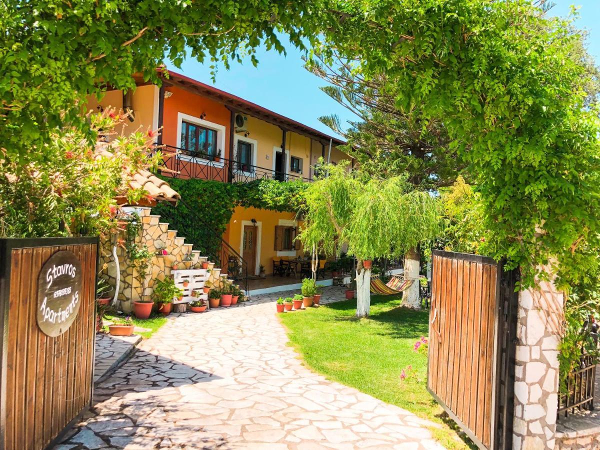 Stavros Apartments Tsoukaládhes Buitenkant foto